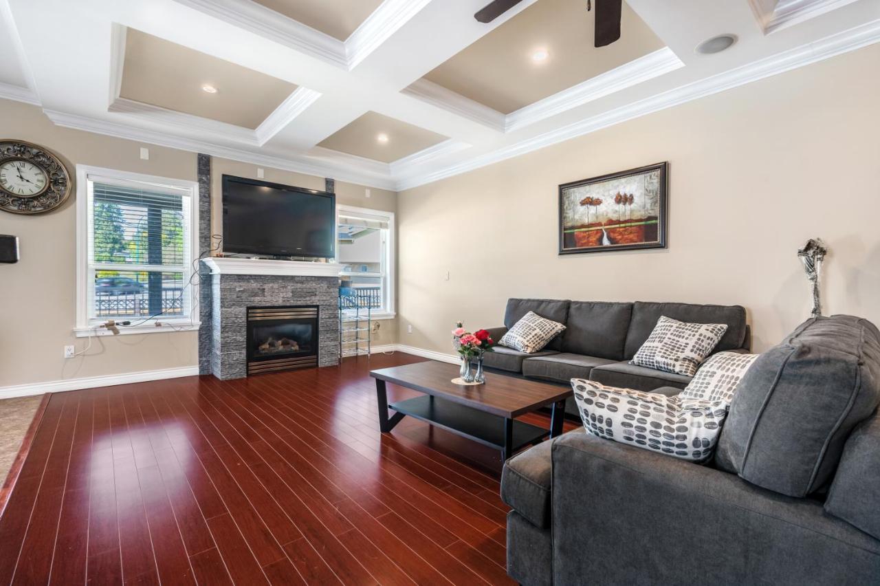Share Home 1Bd Suite In Coquitlam Bagian luar foto